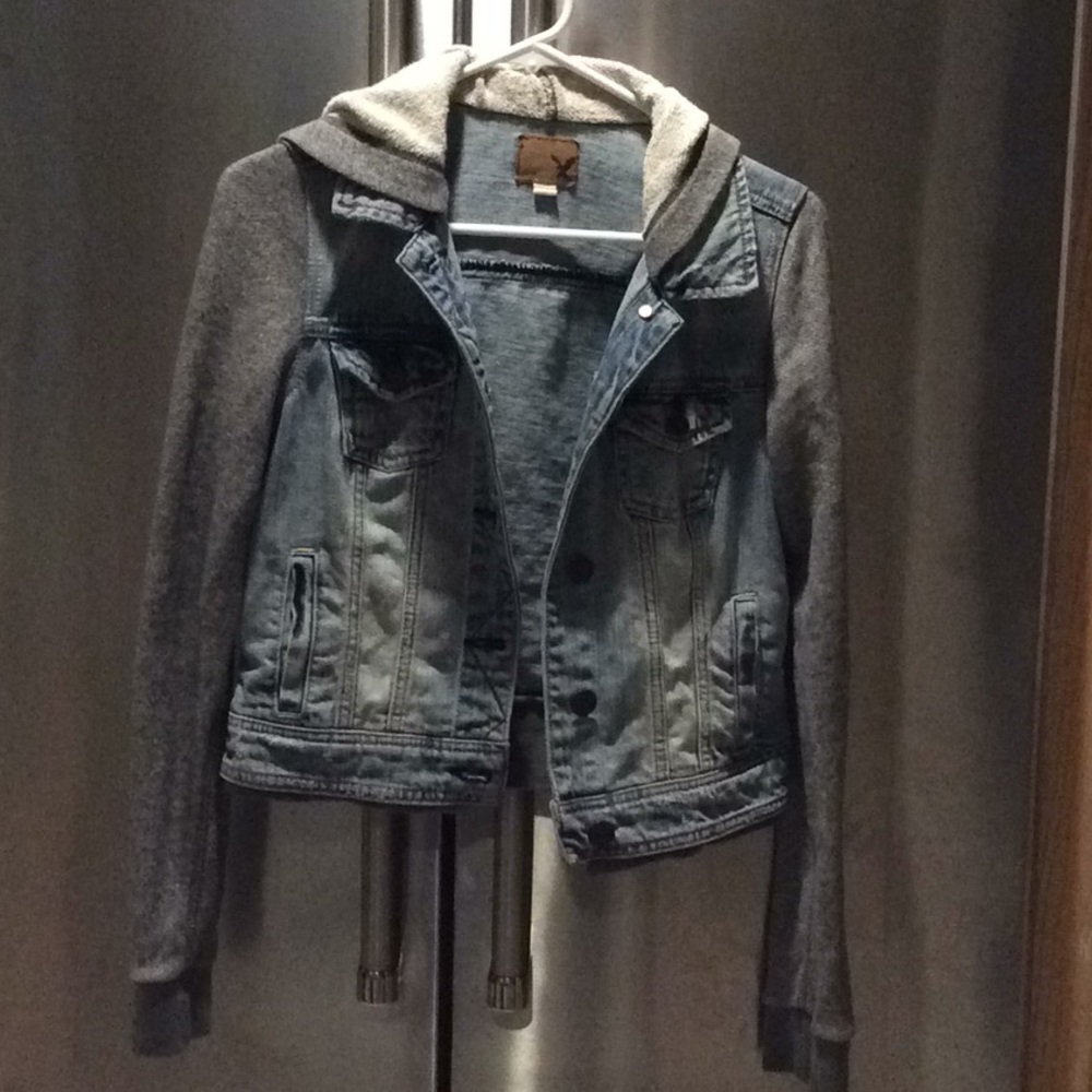 American Eagle size small